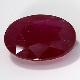 3.08 ct Oval Ruby : Rich Red