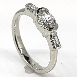 14K White Gold Three Stone Ring : 0.70 cttw Diamonds