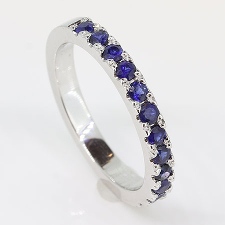 18K White Gold Band : 0.60 ct Sapphires