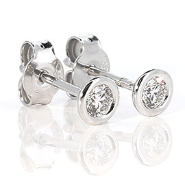 14K White Gold Stud Earrings : 0.20 cttw Diamond
