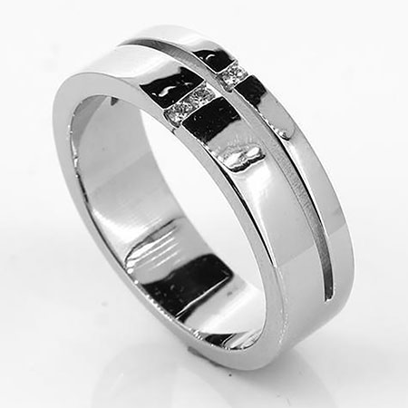 18K White Gold Band : 0.06 ct Diamonds