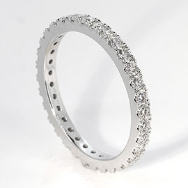 18K White Gold Band : 1.15 cttw Diamonds