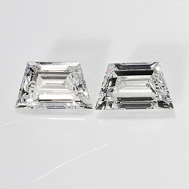 0.40 cttw Pair of Trapezoid Step Cut Natural Diamonds : E / VS1