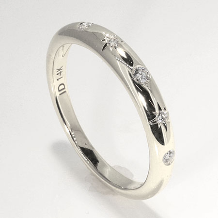 14K White Gold Band : 0.10 ct Diamonds