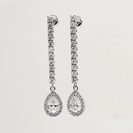 14K White Gold Drop Earrings : 2.70 cttw Diamonds