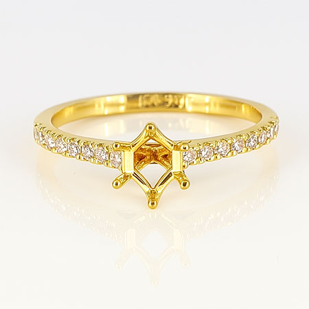 18K Yellow Gold Multi Stone Setting : 0.25 cttw Diamonds