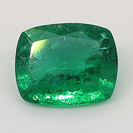 0.30 ct Cushion Cut Natural Emerald : Grass Green