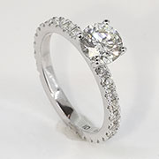 18K White Gold 1.70cttw Diamond Ring