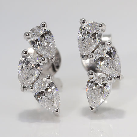 14K White Gold Fashion Stud Earrings : 0.60 cttw Lab Grown Diamonds
