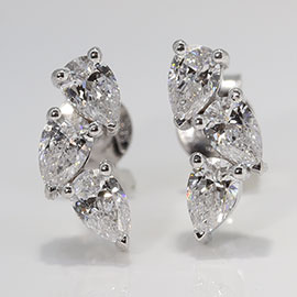 14K White Gold Fashion Stud Earrings : 0.60 cttw Lab Grown Diamonds