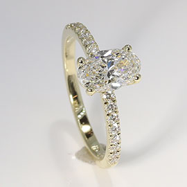14K Yellow Gold Multi Stone Ring : 1.20 cttw Diamonds