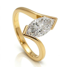 14K Yellow Gold Solitaire Ring : 1.00 ct Diamond