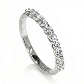 Platinum Band : 0.50 ct Diamonds