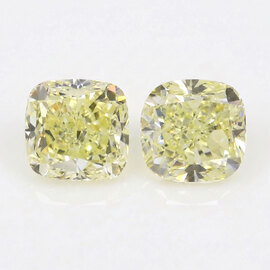 1.32 ct Cushion Cut Natural Diamond : Fancy Light Yellow / VS1