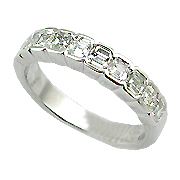 Platinum 0.90cttw Diamond Band