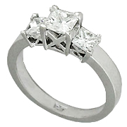 18K White Gold 0.90cttw Diamond Ring