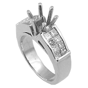 18K White Gold Multi Stone Setting : 0.80 cttw Diamonds